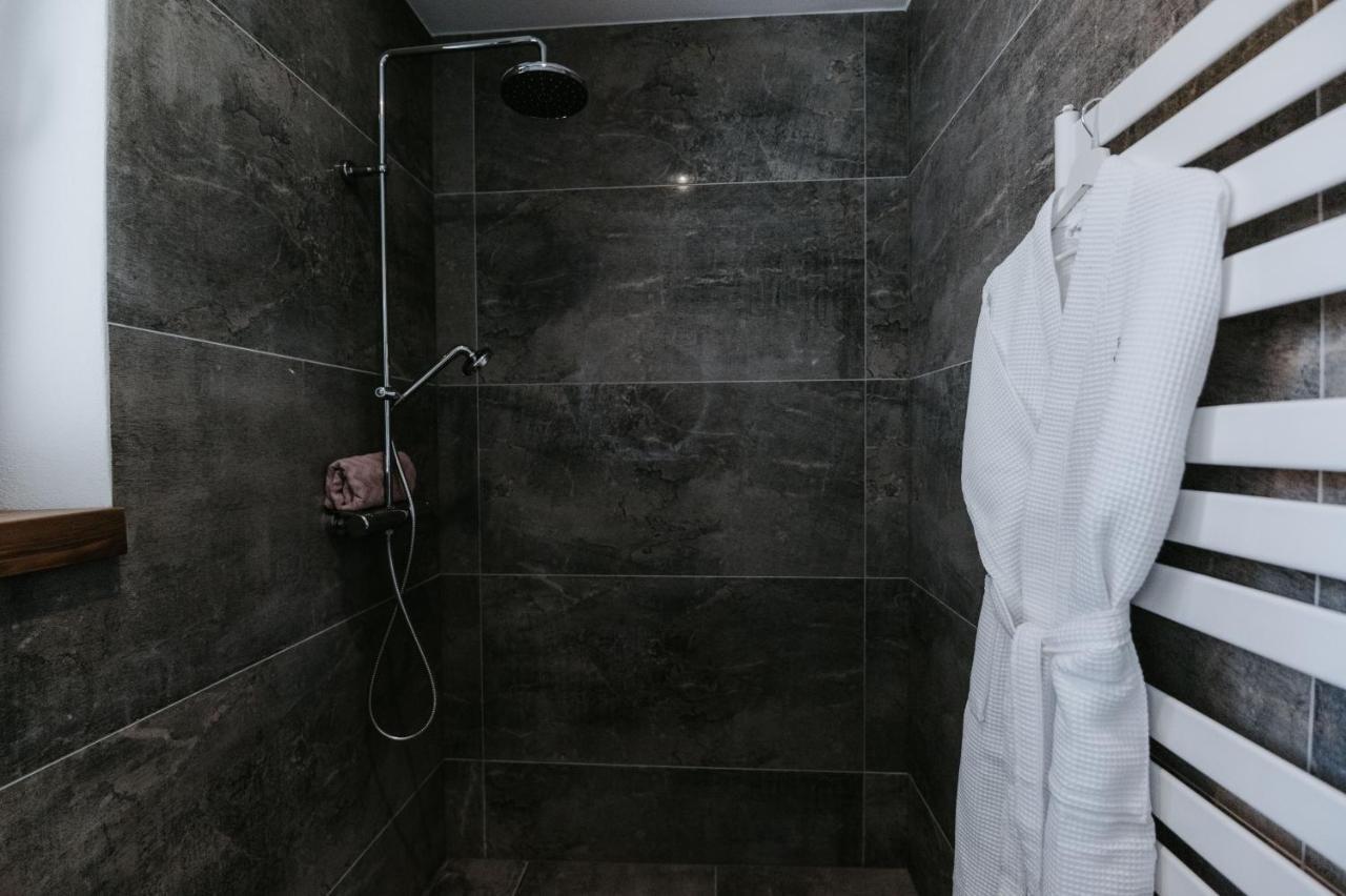 Apartmany Evia Clinic Левице Экстерьер фото