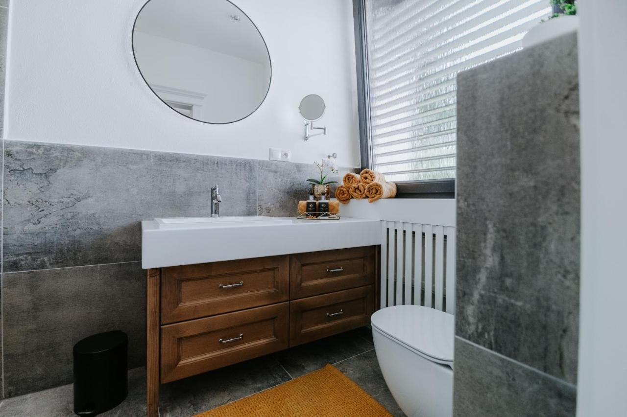 Apartmany Evia Clinic Левице Экстерьер фото