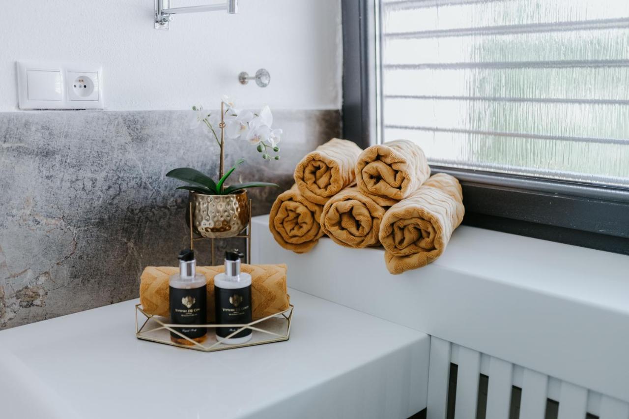 Apartmany Evia Clinic Левице Экстерьер фото